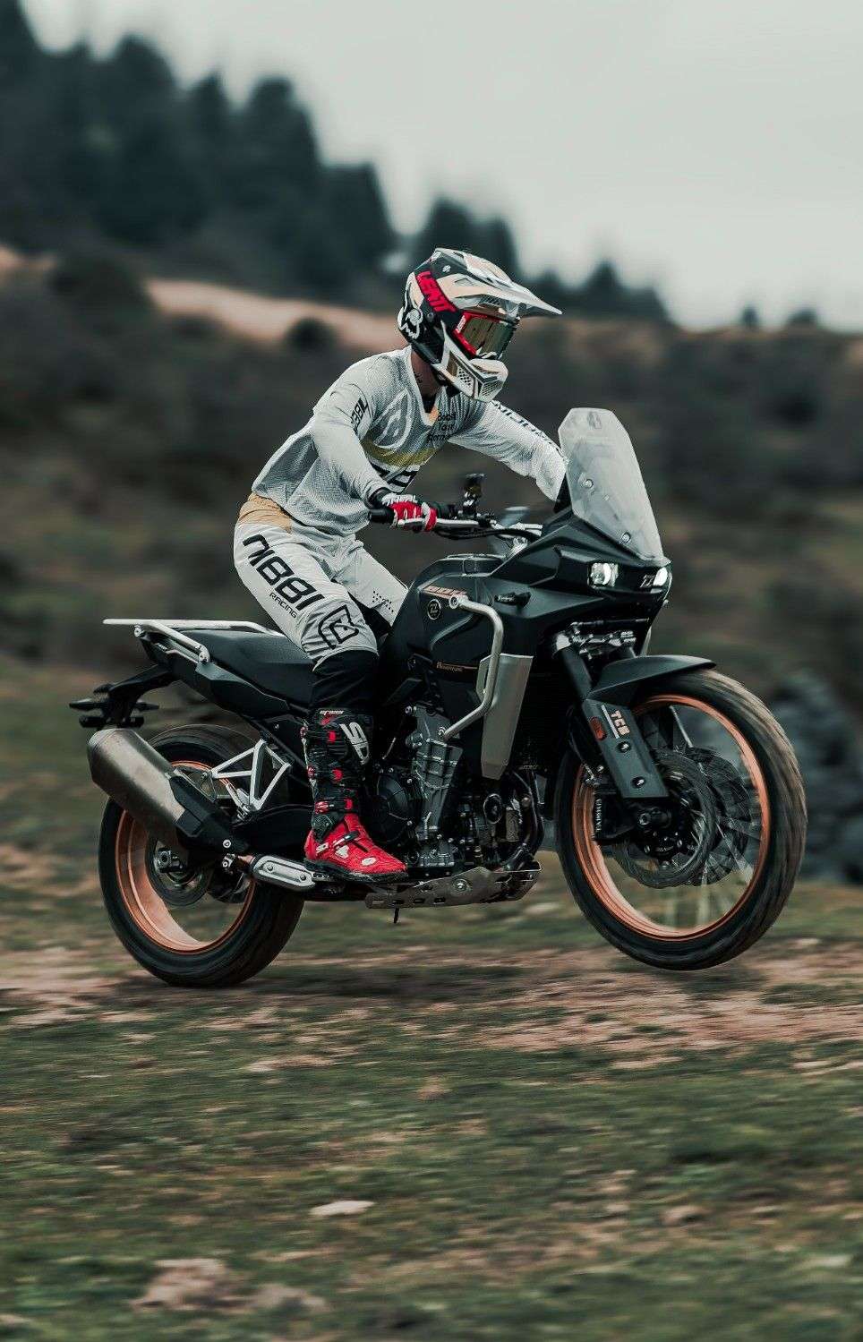 2024 KOVE 800X PRO 2024 KOVE 800X PRO