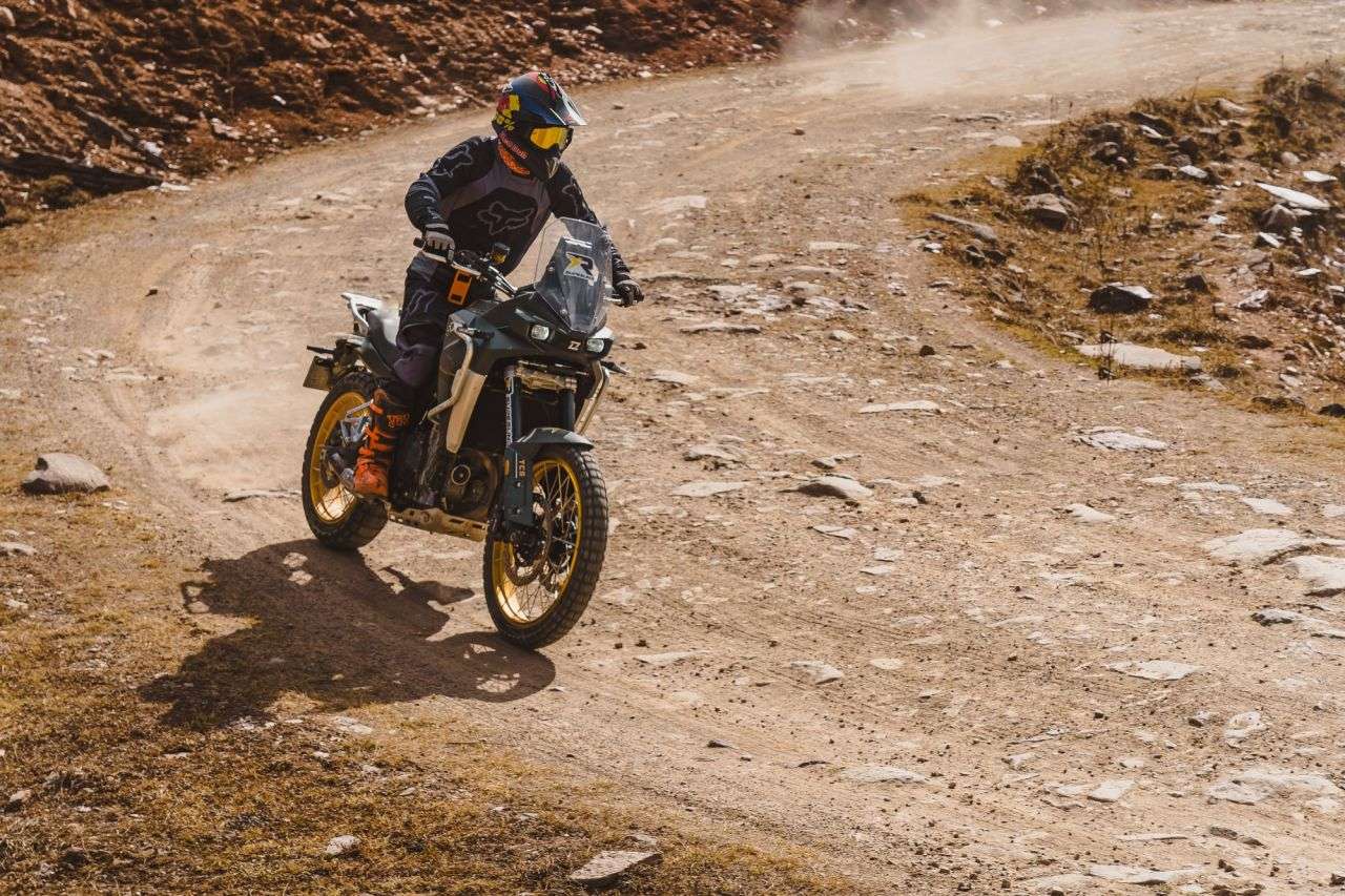 2024 KOVE 800X PRO 2024 KOVE 800X PRO