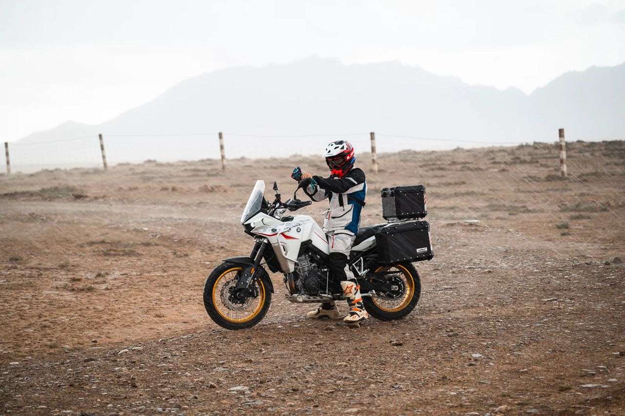 null KOVE 800X GT null KOVE 800X GT