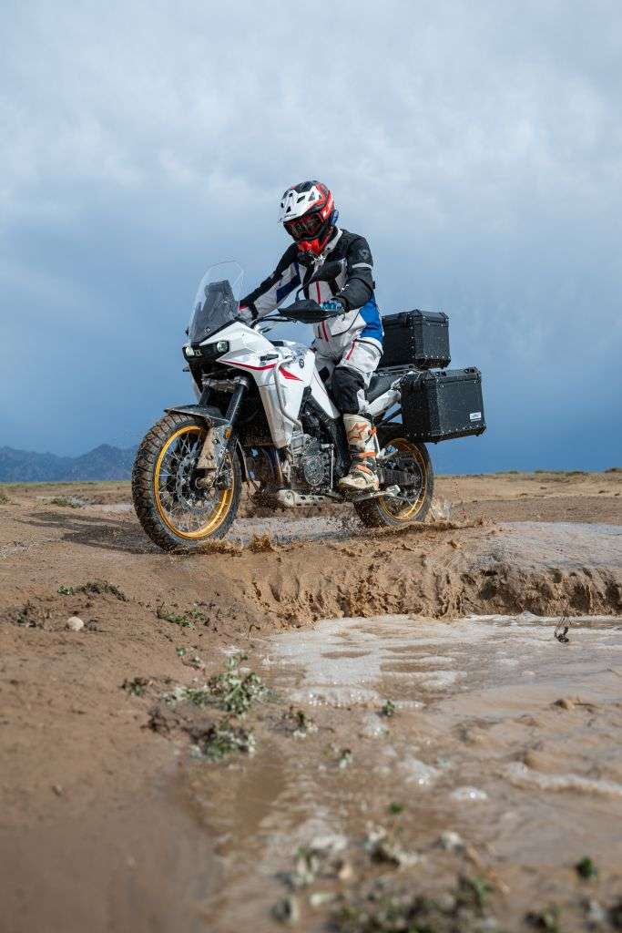 2025 KOVE 800X TOURING 2025 KOVE 800X TOURING