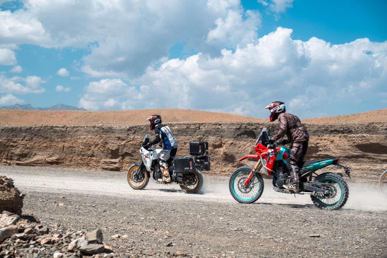 2025 KOVE 800X TOURING 2025 KOVE 800X TOURING