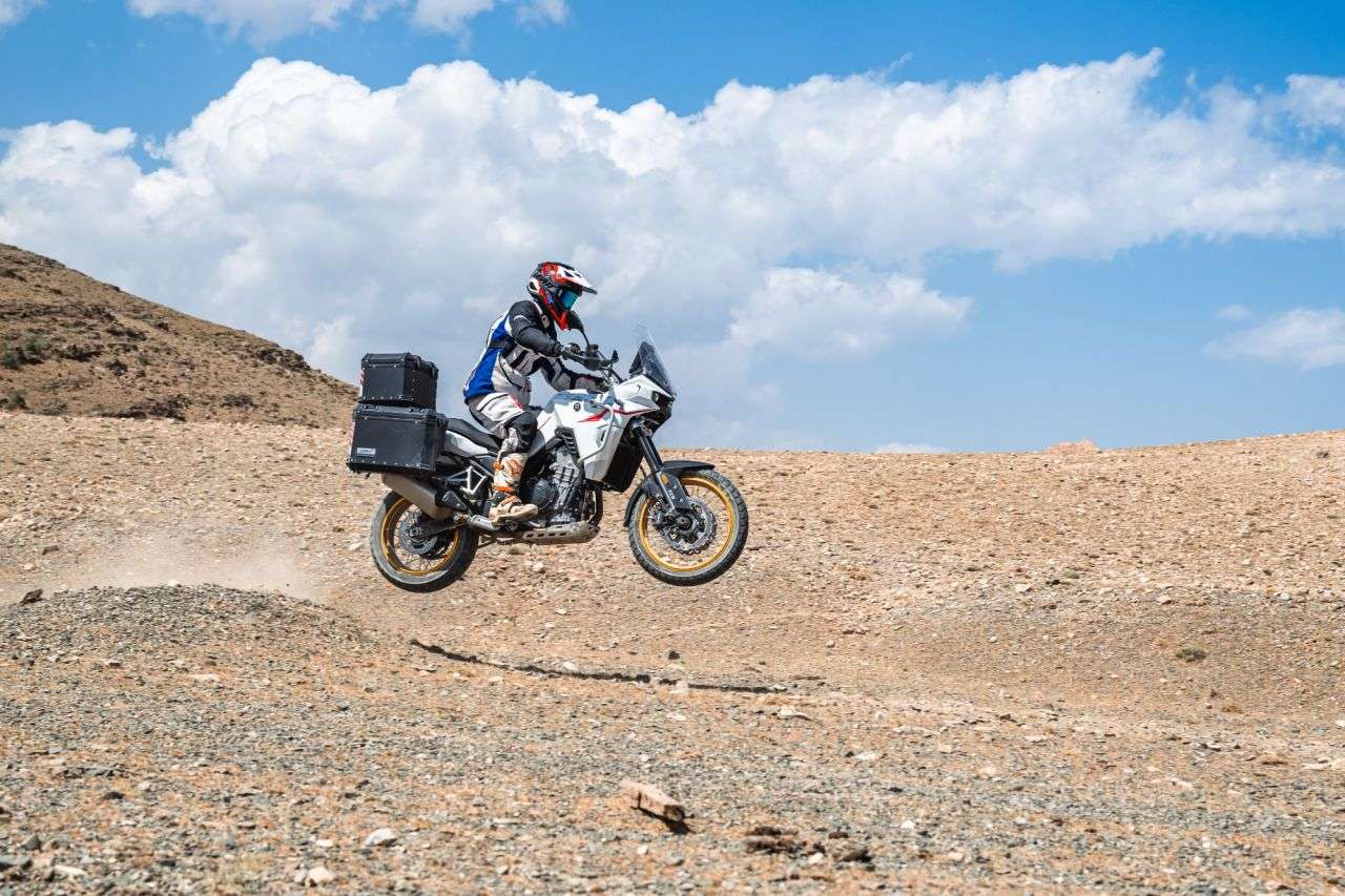 2025 KOVE 800X TOURING 2025 KOVE 800X TOURING