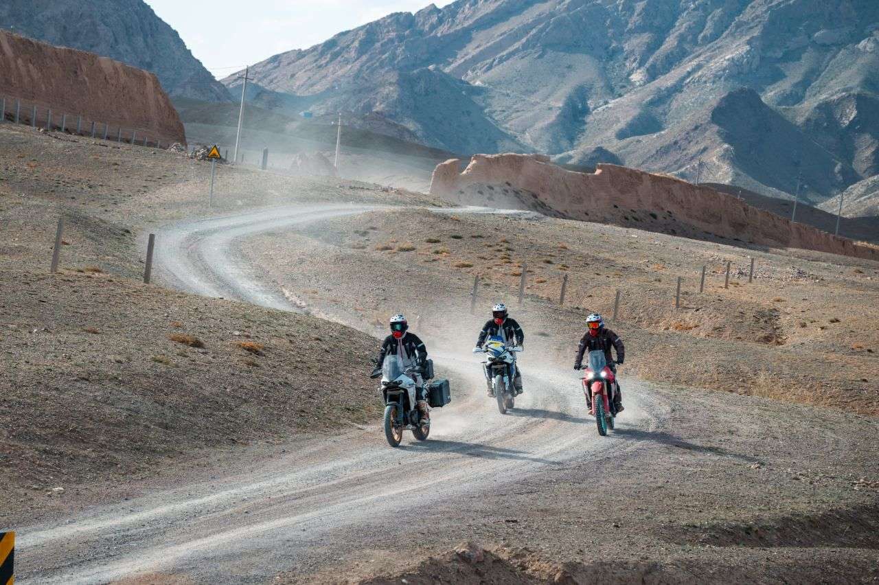 2025 KOVE 800X TOURING 2025 KOVE 800X TOURING