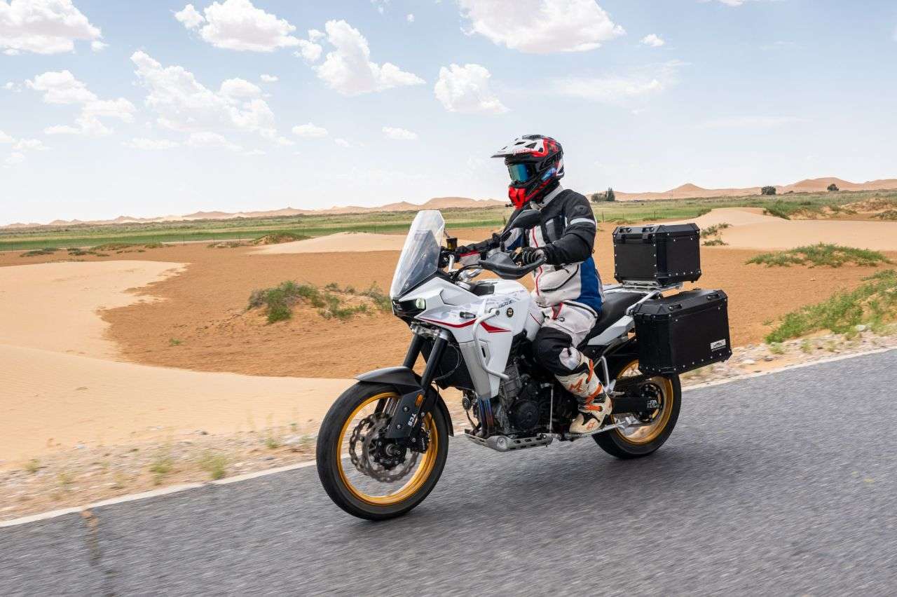 2025 KOVE 800X TOURING 2025 KOVE 800X TOURING