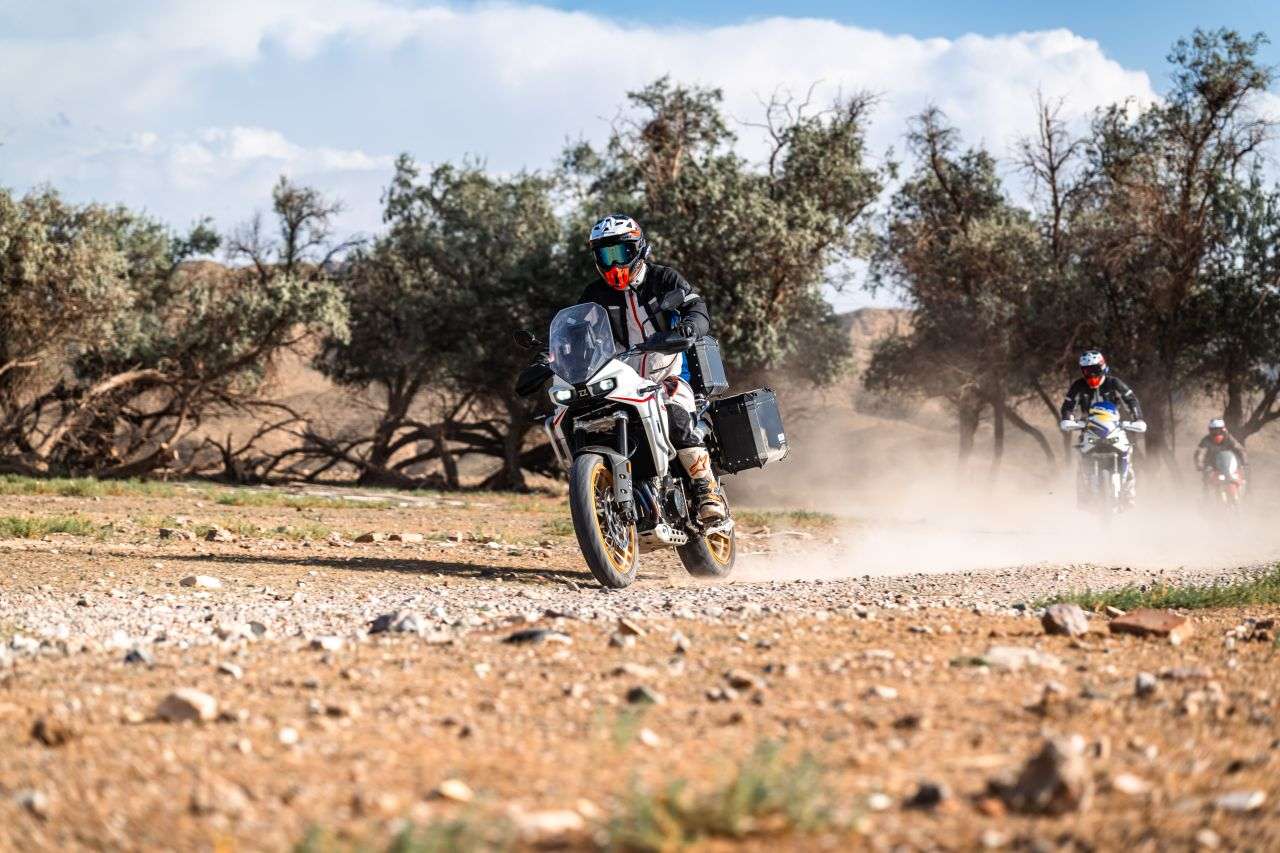 2025 KOVE 800X TOURING 2025 KOVE 800X TOURING