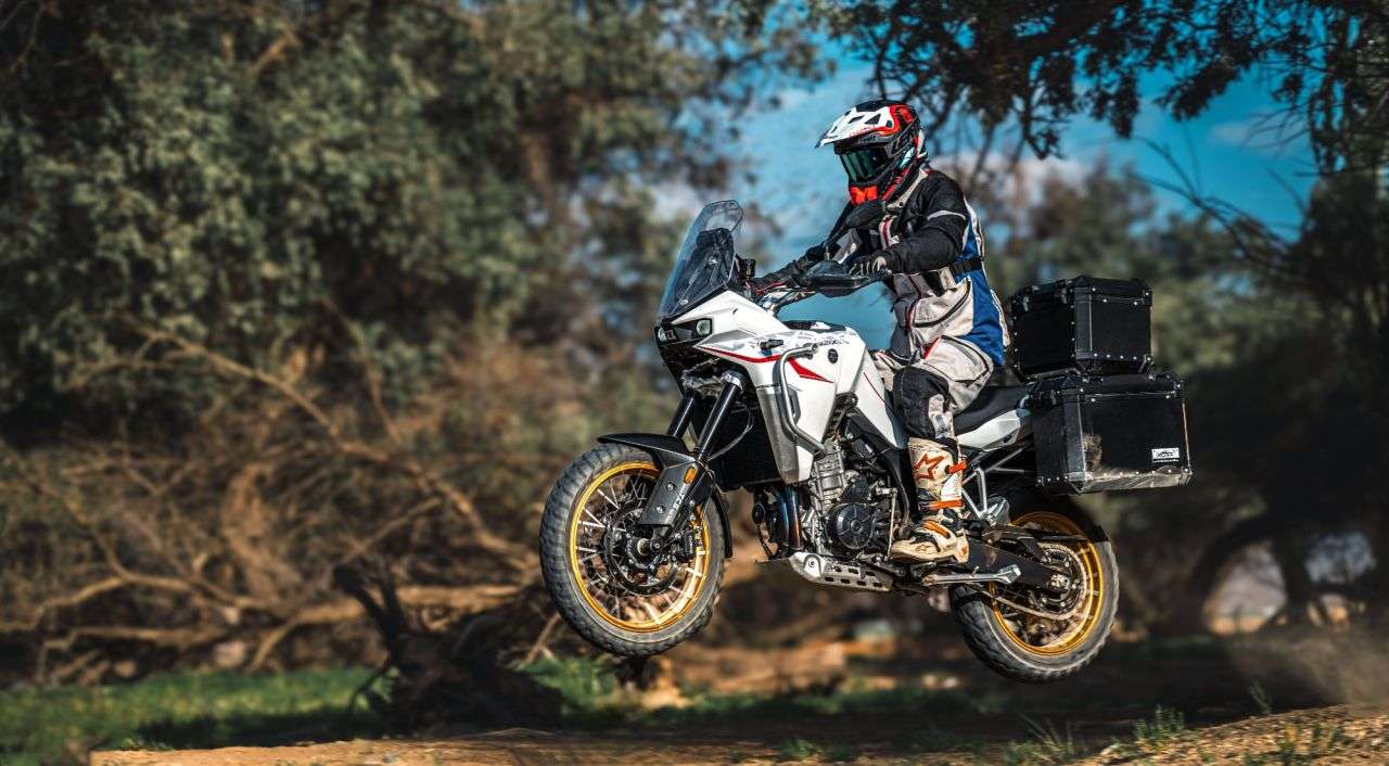 2025 KOVE 800X TOURING 2025 KOVE 800X TOURING