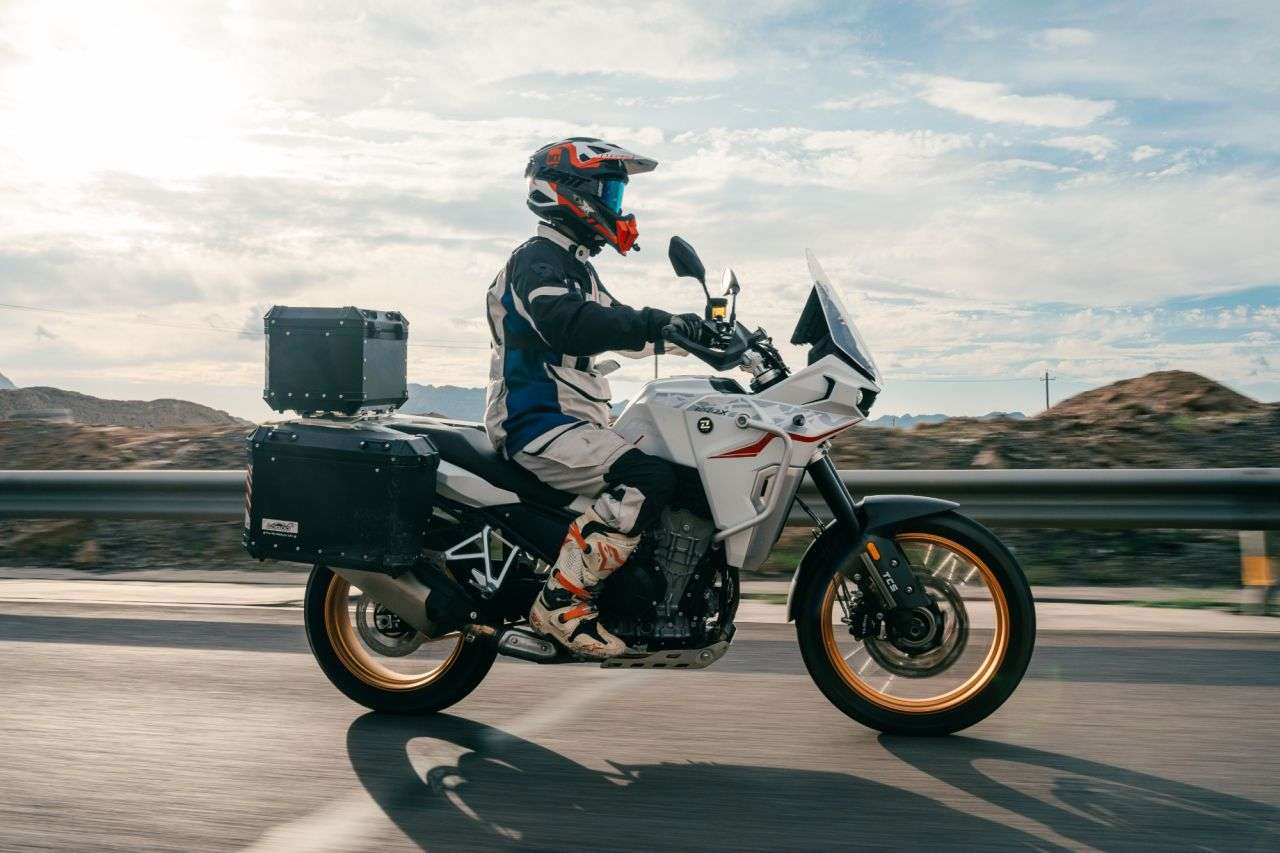 2025 KOVE 800X TOURING 2025 KOVE 800X TOURING