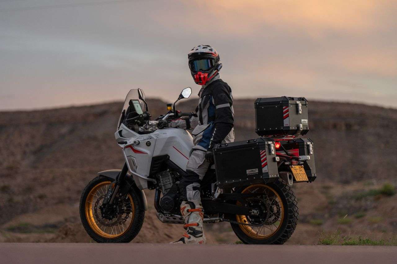 2025 KOVE 800X TOURING 2025 KOVE 800X TOURING