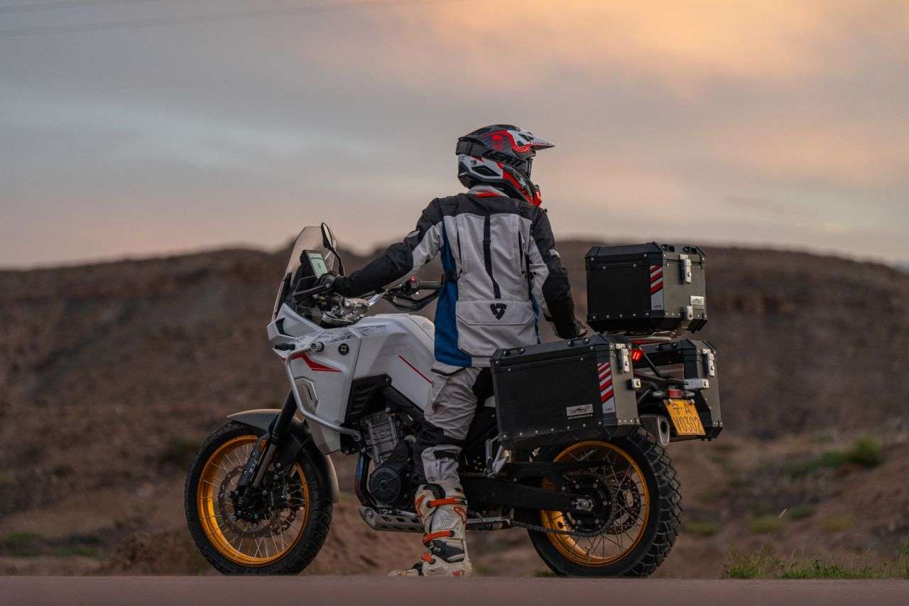 2025 KOVE 800X TOURING 2025 KOVE 800X TOURING