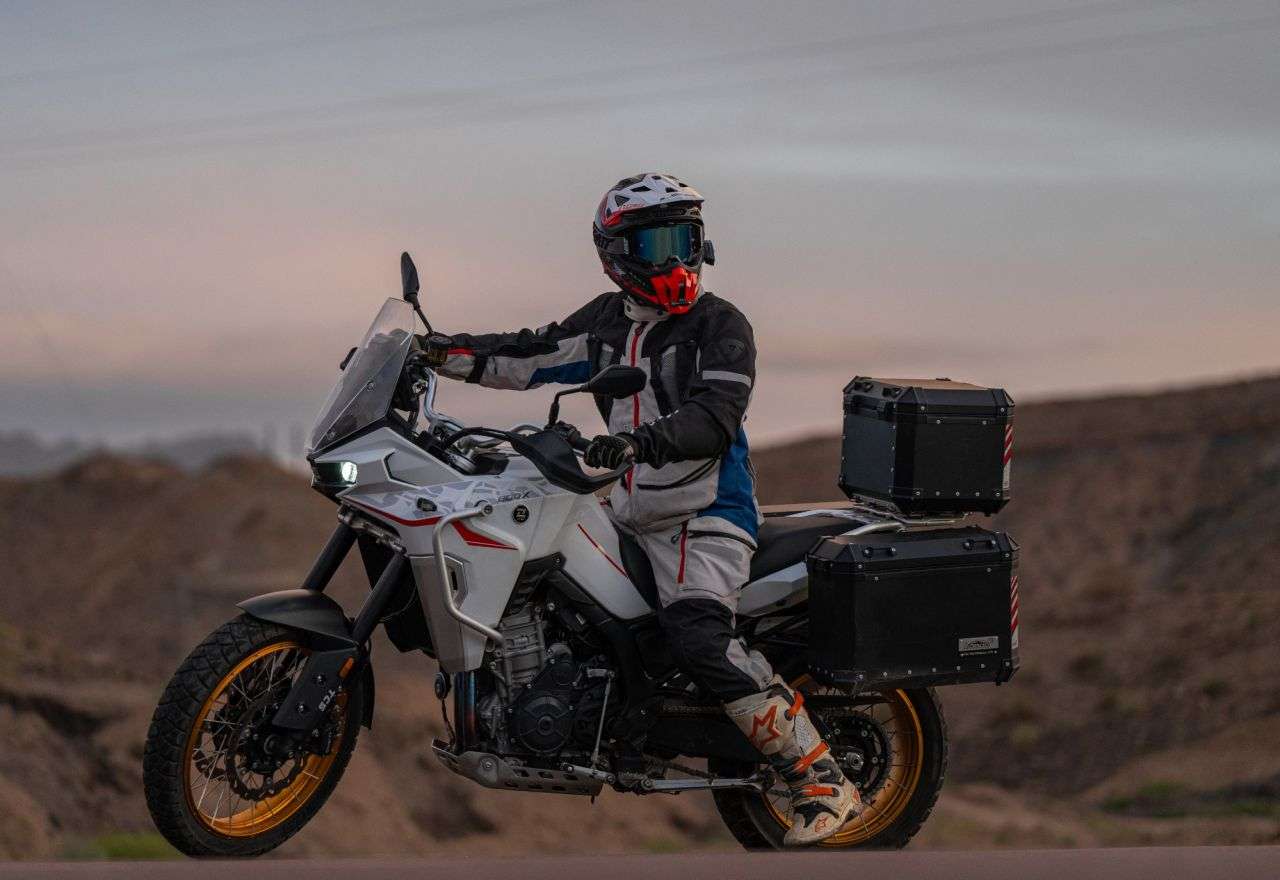 2025 KOVE 800X TOURING 2025 KOVE 800X TOURING