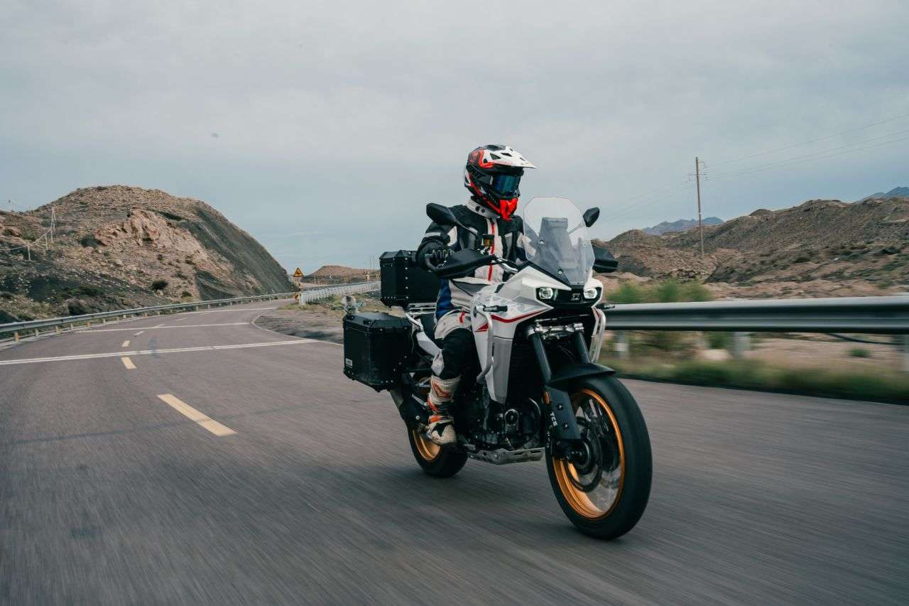 2025 KOVE 800X TOURING 2025 KOVE 800X TOURING