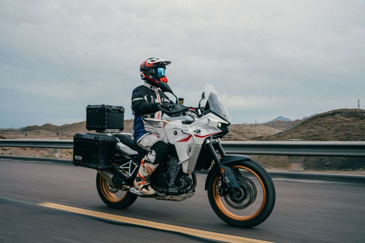 2025 KOVE 800X TOURING 2025 KOVE 800X TOURING