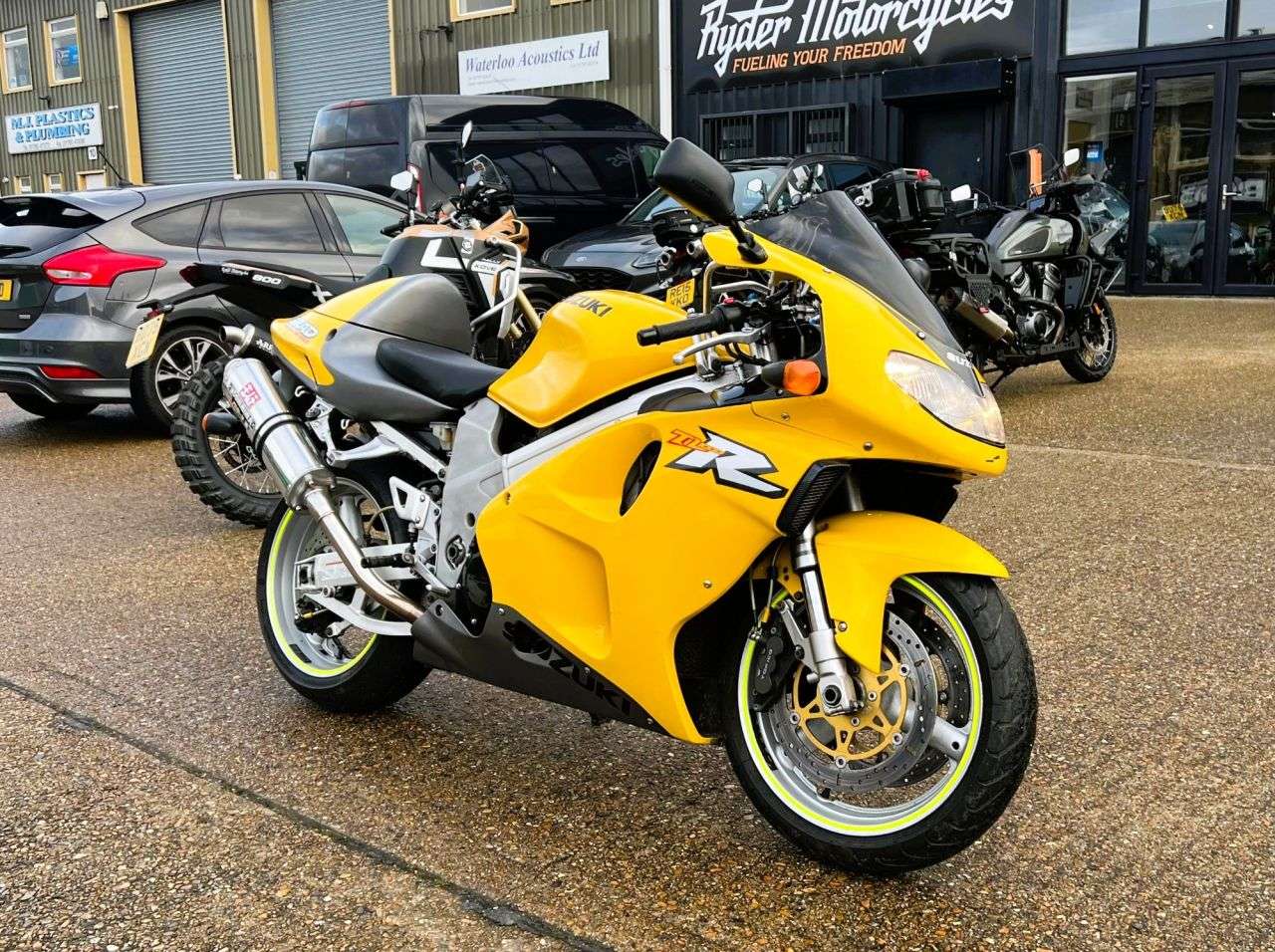 1999 SUZUKI 1999 SUZUKI