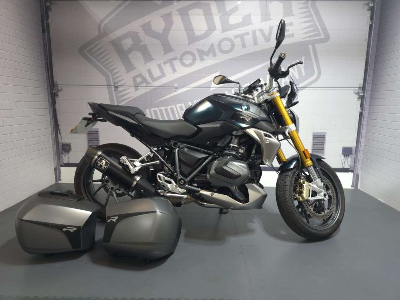 A 2020 BMW R 1250 R EXCLUSIVE - BUY ONLINE 24 HRS A DAY - FINANCE AVAILABLE - ALL TYPES OF CRED A 2020 BMW R 1250 R EXCLUSIVE - BUY ONLINE 24 HRS A DAY - FINANCE AVAILABLE - ALL TYPES OF CRED