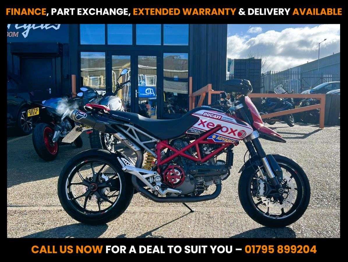 A 2011 DUCATI HYPERMOTARD 1100 EVO - BUY ONLINE 24 HRS A DAY - FINANCE AVAILABLE - ALL TYPES OF CREDIT ACC A 2011 DUCATI HYPERMOTARD 1100 EVO - BUY ONLINE 24 HRS A DAY - FINANCE AVAILABLE - ALL TYPES OF CREDIT ACC