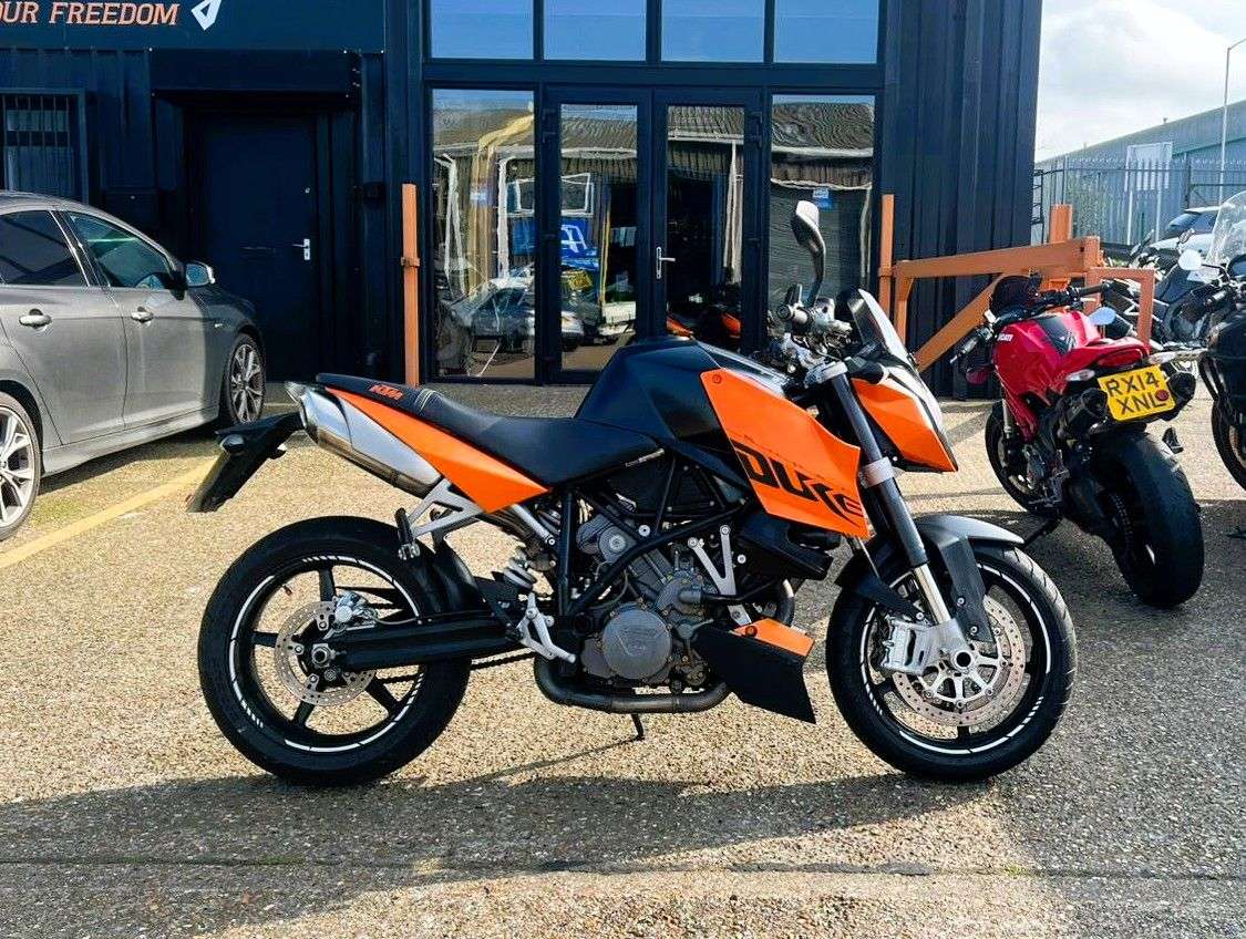 A 2008 KTM 990 SUPER DUKE - BUY ONLINE 24 HRS A DAY - FINANCE AVAILABLE - ALL TYPES OF CREDIT ACCEPTE A 2008 KTM 990 SUPER DUKE - BUY ONLINE 24 HRS A DAY - FINANCE AVAILABLE - ALL TYPES OF CREDIT ACCEPTE