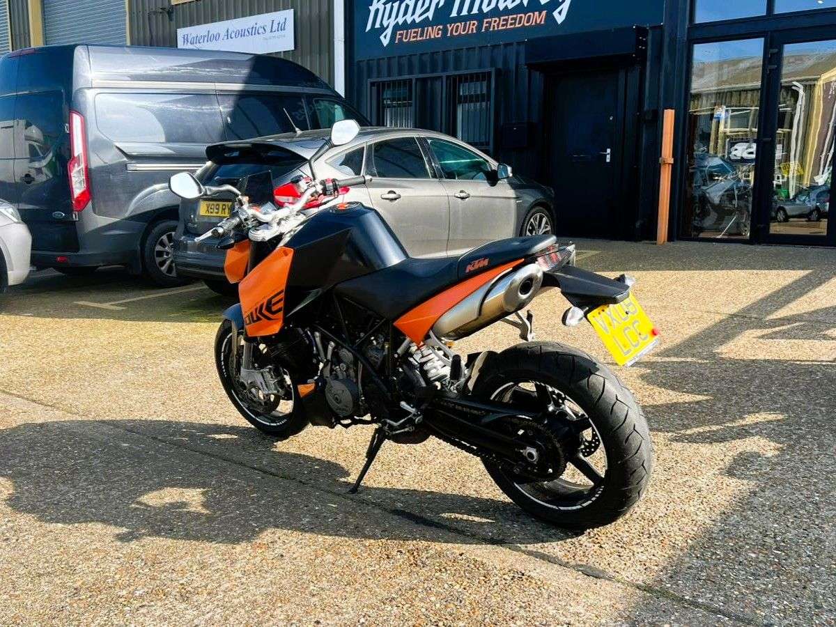2008 KTM 990 SUPER DUKE 2008 KTM 990 SUPER DUKE