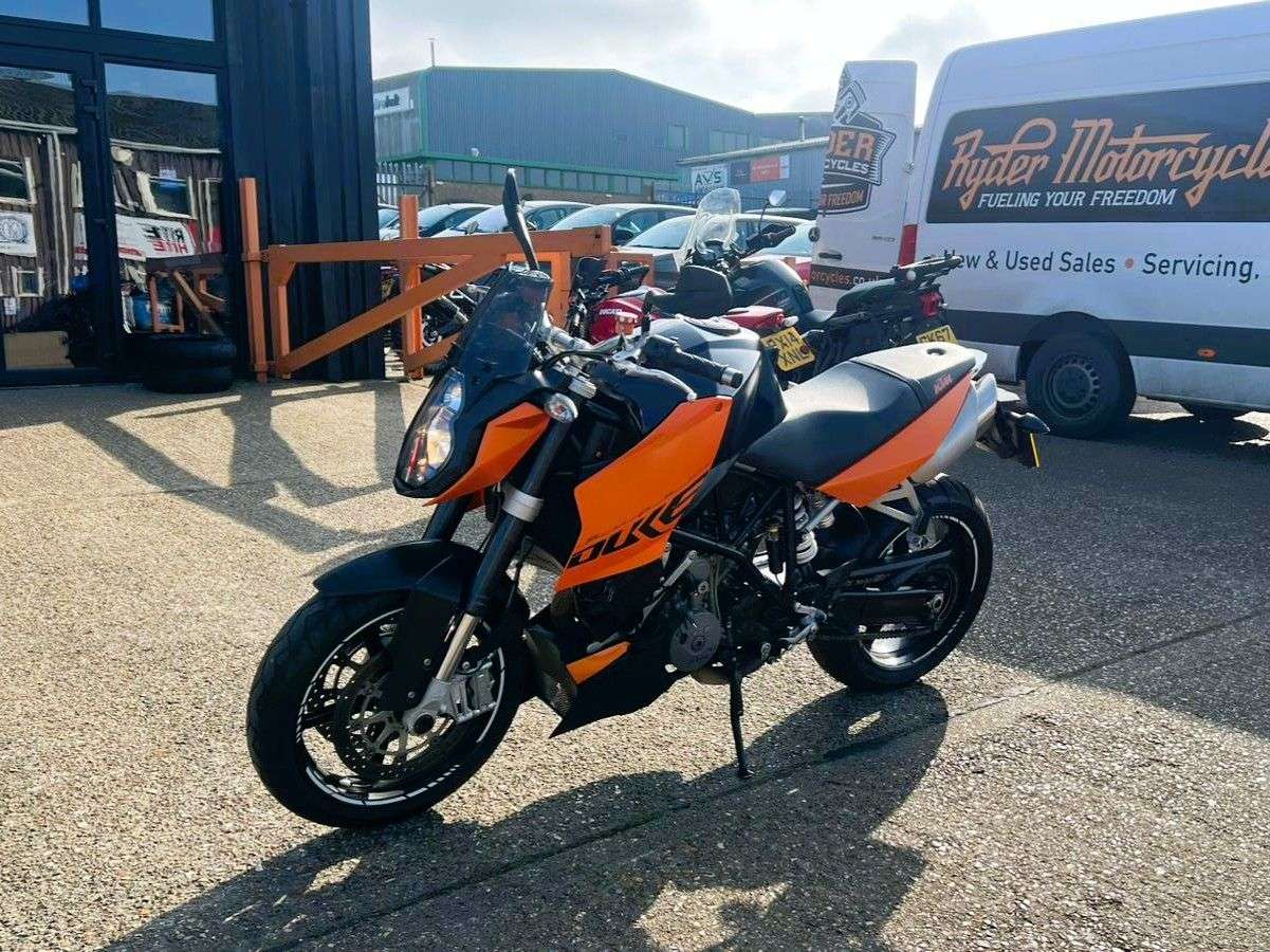 2008 KTM 990 SUPER DUKE 2008 KTM 990 SUPER DUKE