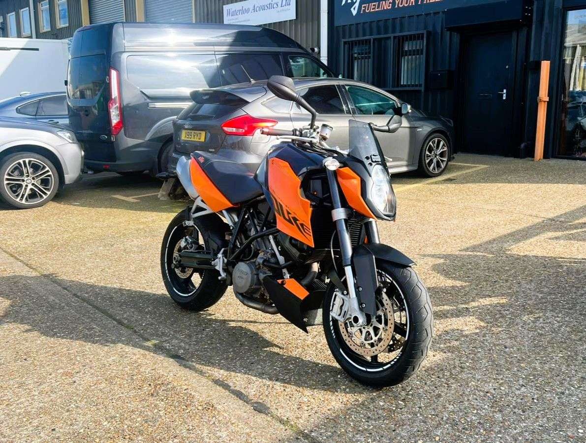 2008 KTM 990 SUPER DUKE 2008 KTM 990 SUPER DUKE