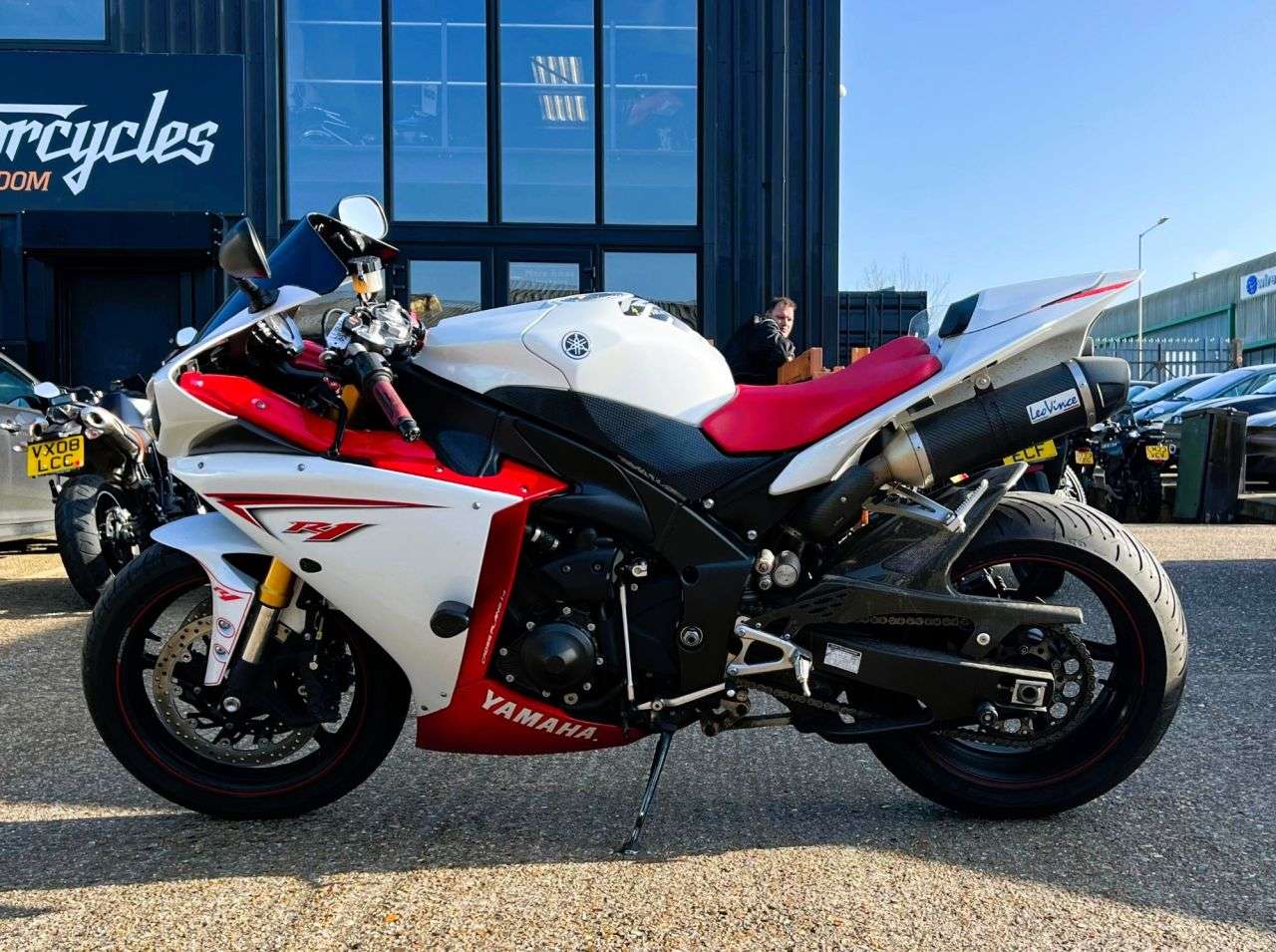 2009 YAMAHA R1 2009 YAMAHA R1