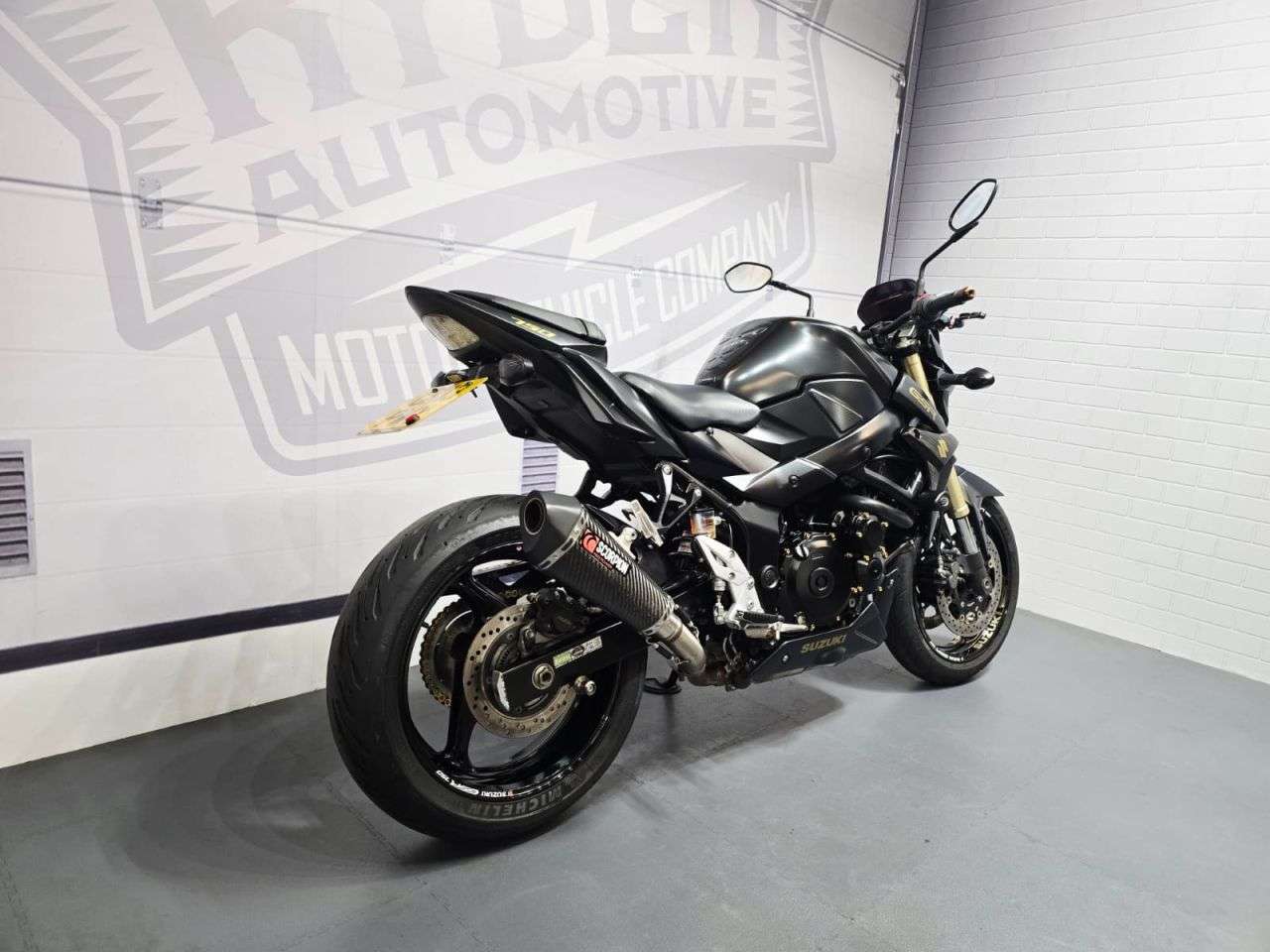 A 2013 SUZUKI GSR750 - BUY ONLINE 24 HRS A DAY - FINANCE AVAILABLE - ALL TYPES OF CREDIT ACCEPTE A 2013 SUZUKI GSR750 - BUY ONLINE 24 HRS A DAY - FINANCE AVAILABLE - ALL TYPES OF CREDIT ACCEPTE