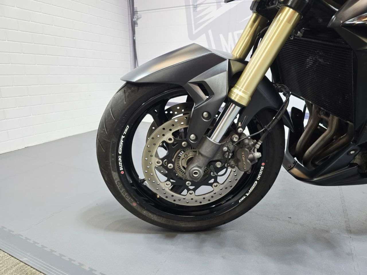 2013 SUZUKI GSR750 2013 SUZUKI GSR750