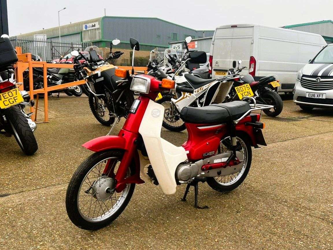 1995 HONDA C90 1995 HONDA C90