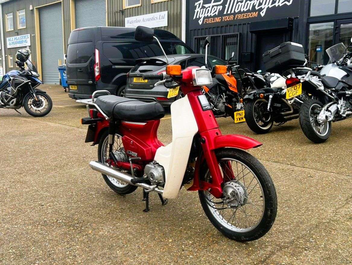 1995 HONDA C90 1995 HONDA C90