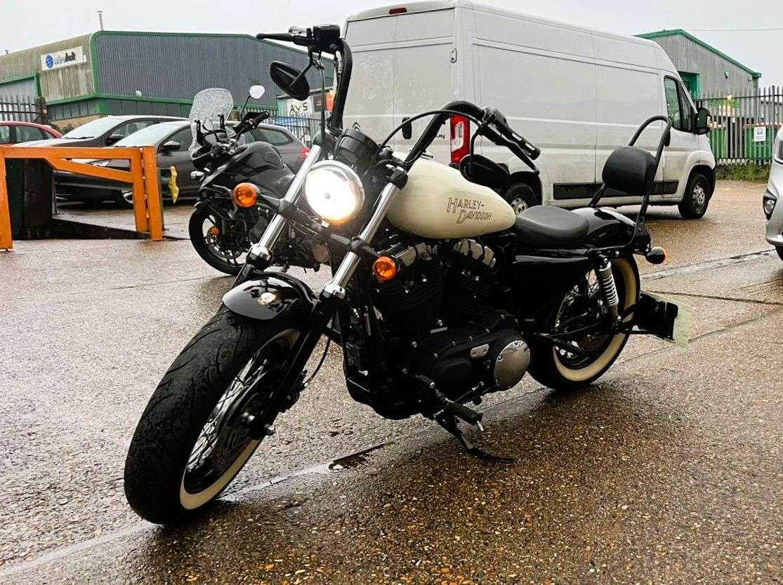 2011 HARLEY-DAVIDSON SPORTSTER 2011 HARLEY-DAVIDSON SPORTSTER