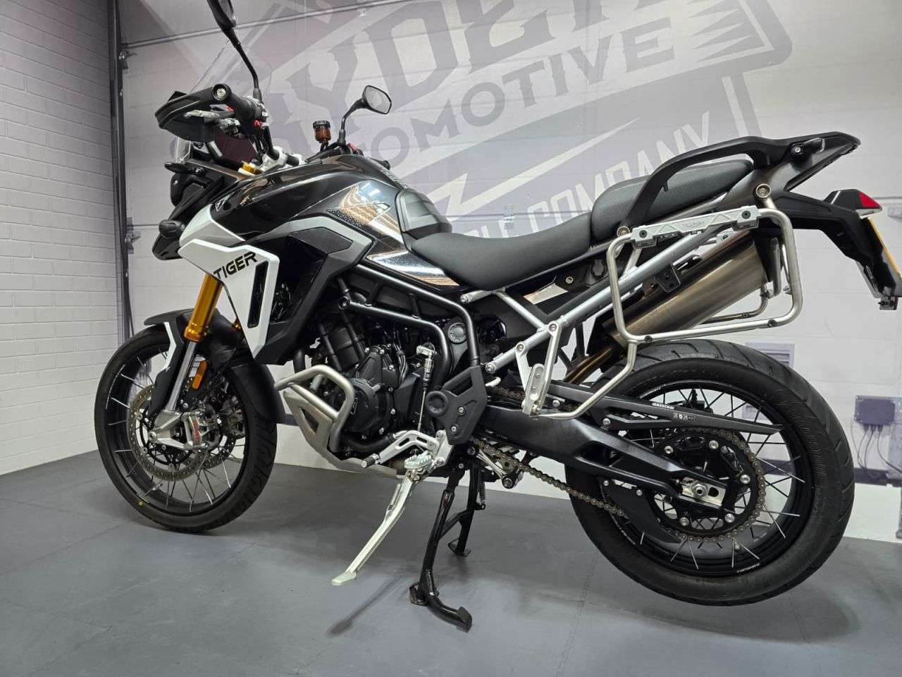 2025 TRIUMPH TIGER 900 2025 TRIUMPH TIGER 900