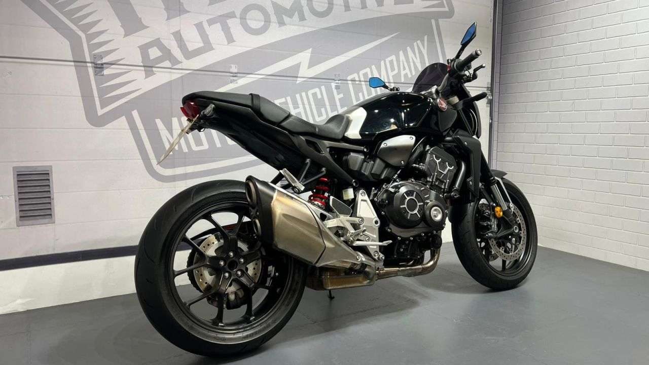 A 2019 HONDA CB1000R - BUY ONLINE 24 HRS A DAY - FINANCE AVAILABLE - ALL TYPES OF CREDIT ACCEPTE A 2019 HONDA CB1000R - BUY ONLINE 24 HRS A DAY - FINANCE AVAILABLE - ALL TYPES OF CREDIT ACCEPTE