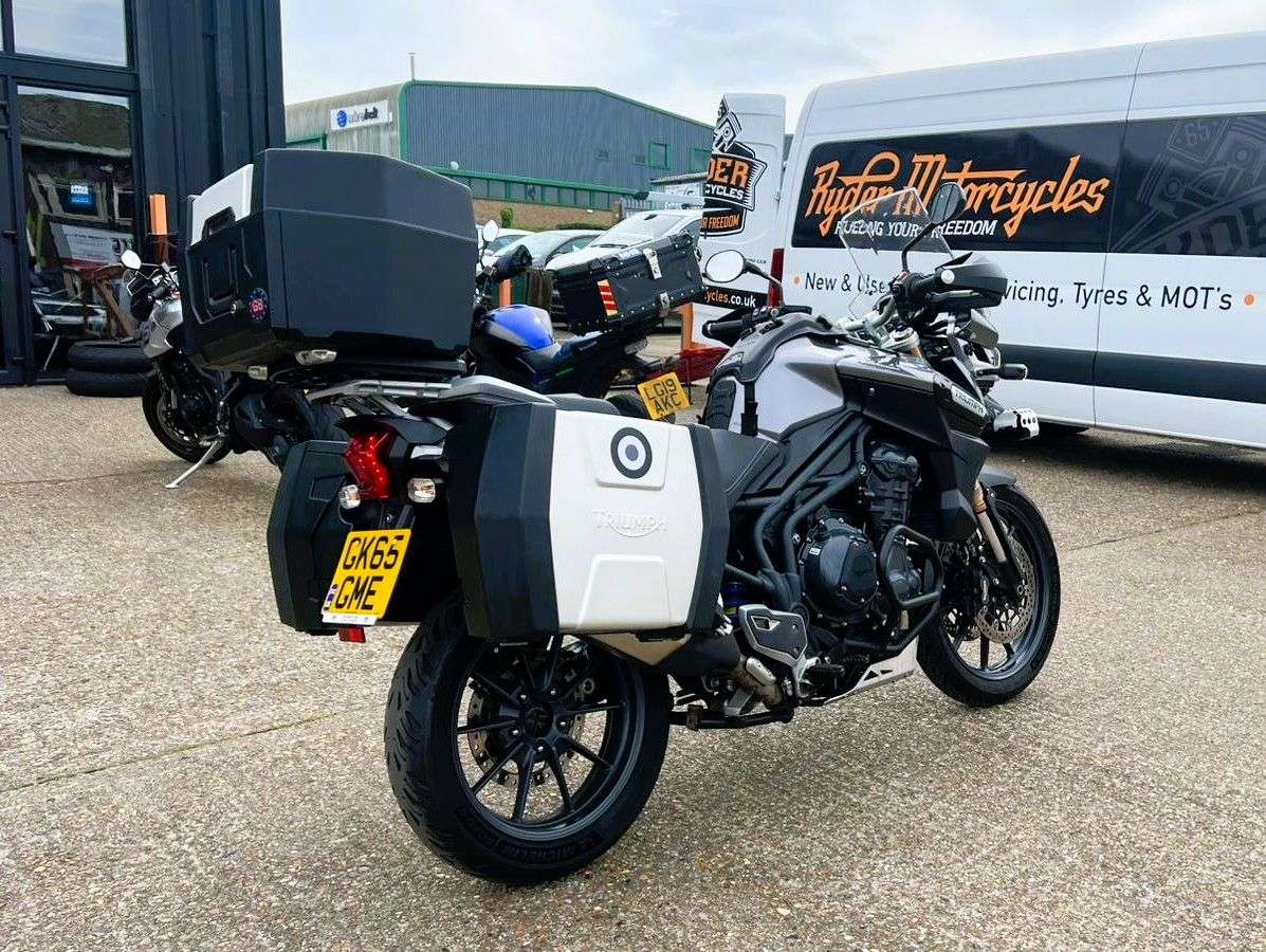 A 2015 TRIUMPH EXPLORER - BUY ONLINE 24 HRS A DAY - FINANCE AVAILABLE - ALL TYPES OF CREDIT ACCEPTE A 2015 TRIUMPH EXPLORER - BUY ONLINE 24 HRS A DAY - FINANCE AVAILABLE - ALL TYPES OF CREDIT ACCEPTE