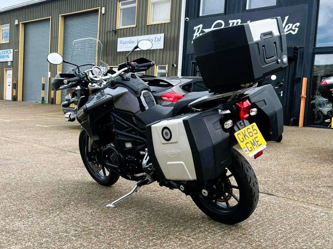 2015 TRIUMPH EXPLORER 2015 TRIUMPH EXPLORER