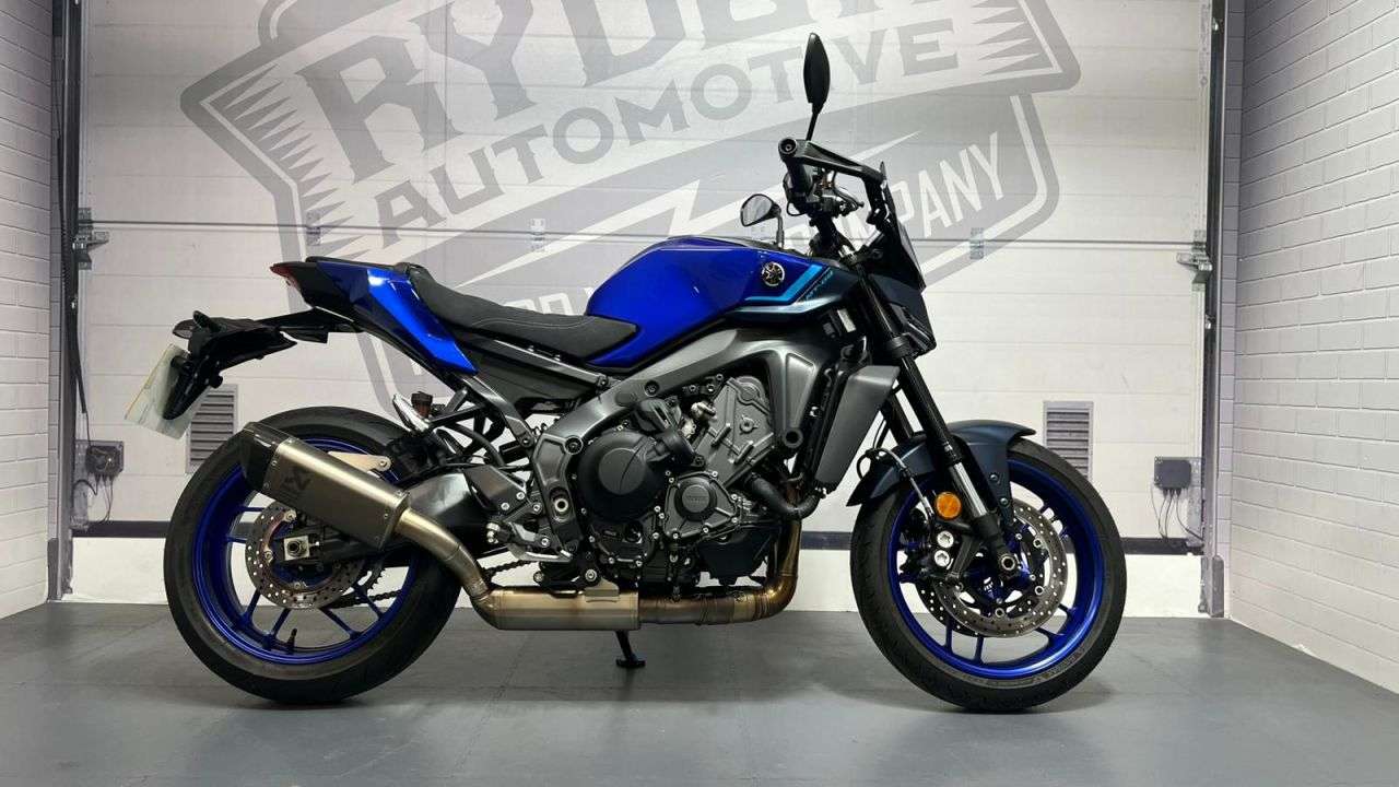 A 2025 YAMAHA MT-09 Y-AMT (AUTOMATED GEARBOX) - BUY ONLINE 24 HRS A DAY - FINANCE AVAILABLE - A A 2025 YAMAHA MT-09 Y-AMT (AUTOMATED GEARBOX) - BUY ONLINE 24 HRS A DAY - FINANCE AVAILABLE - A