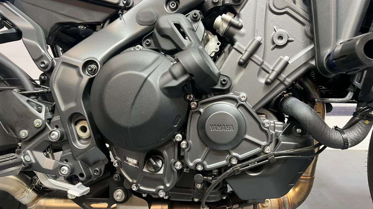 2025 YAMAHA MT-09 2025 YAMAHA MT-09