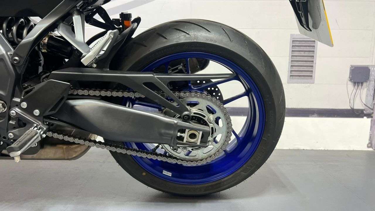 2025 YAMAHA MT-09 2025 YAMAHA MT-09