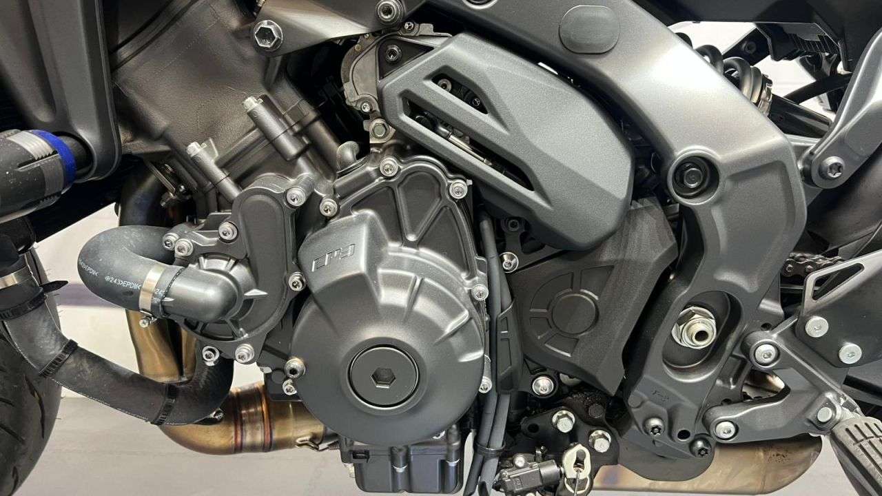 2025 YAMAHA MT-09 2025 YAMAHA MT-09