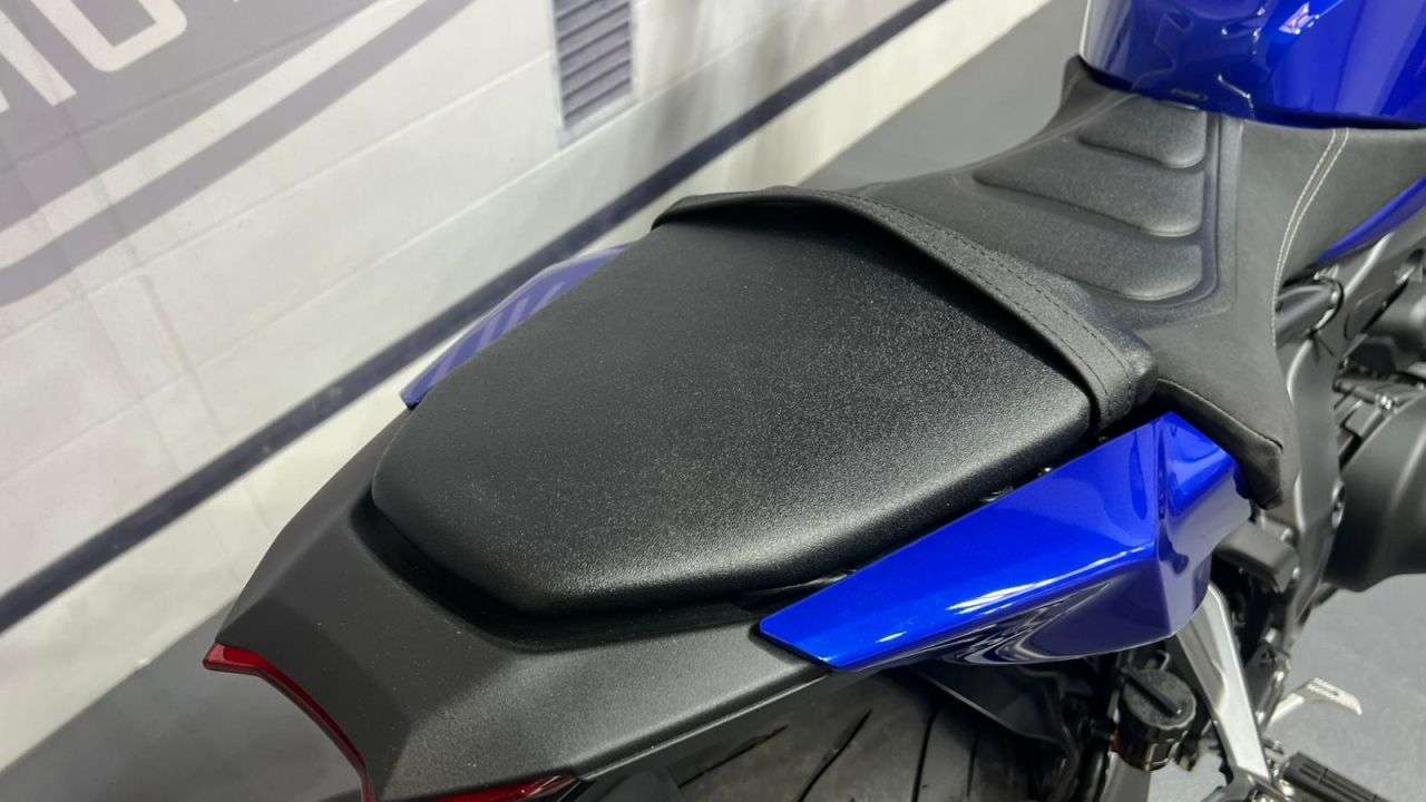 2025 YAMAHA MT-09 2025 YAMAHA MT-09