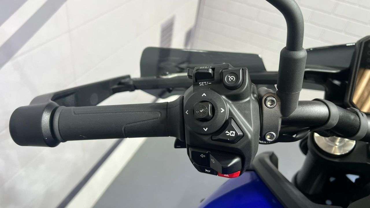 2025 YAMAHA MT-09 2025 YAMAHA MT-09