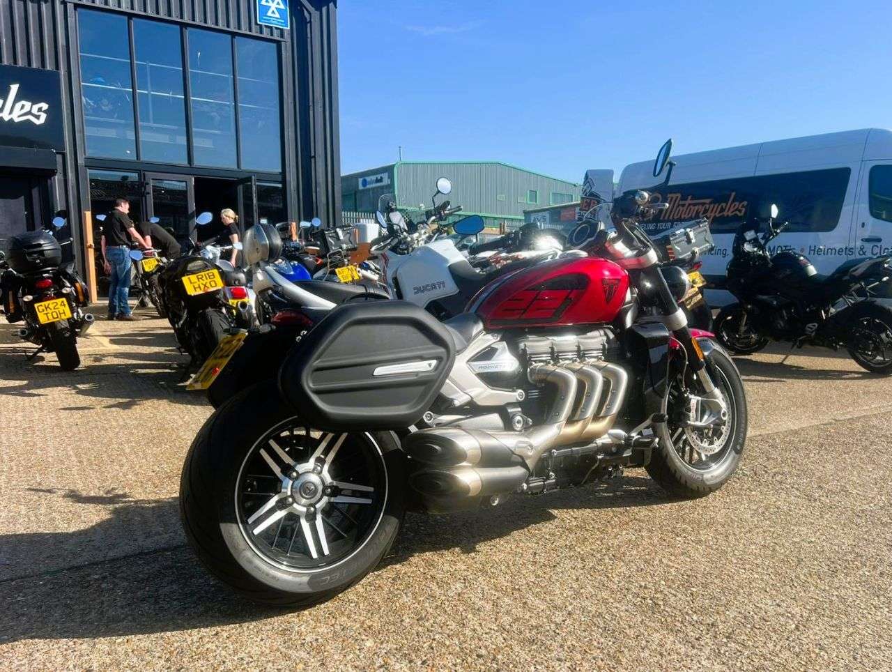 A 2022 TRIUMPH ROCKET III GT - BUY ONLINE 24 HRS A DAY - FINANCE AVAILABLE - ALL TYPES OF CREDIT ACCE A 2022 TRIUMPH ROCKET III GT - BUY ONLINE 24 HRS A DAY - FINANCE AVAILABLE - ALL TYPES OF CREDIT ACCE