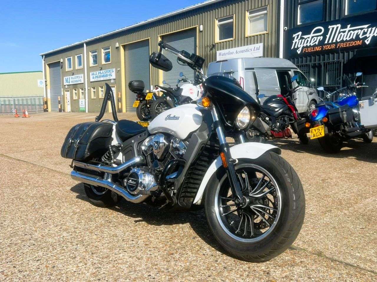 2020 INDIAN SCOUT 2020 INDIAN SCOUT