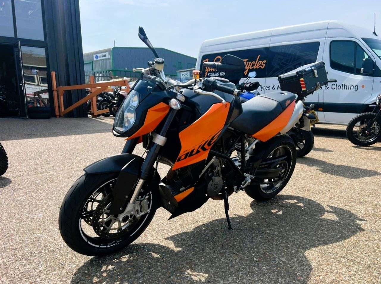2008 KTM 990 SUPER DUKE 2008 KTM 990 SUPER DUKE
