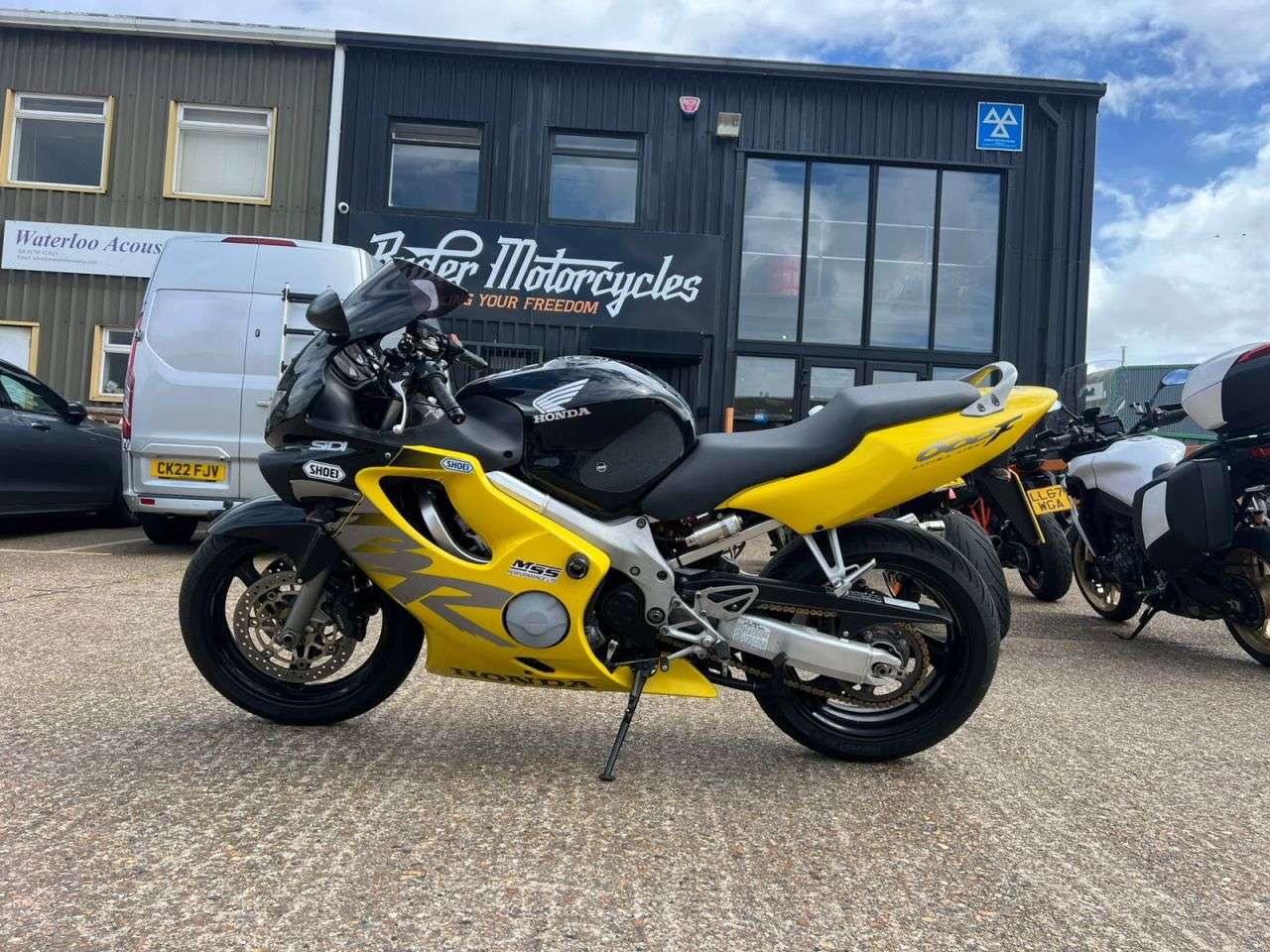 2000 HONDA CBR600F 2000 HONDA CBR600F
