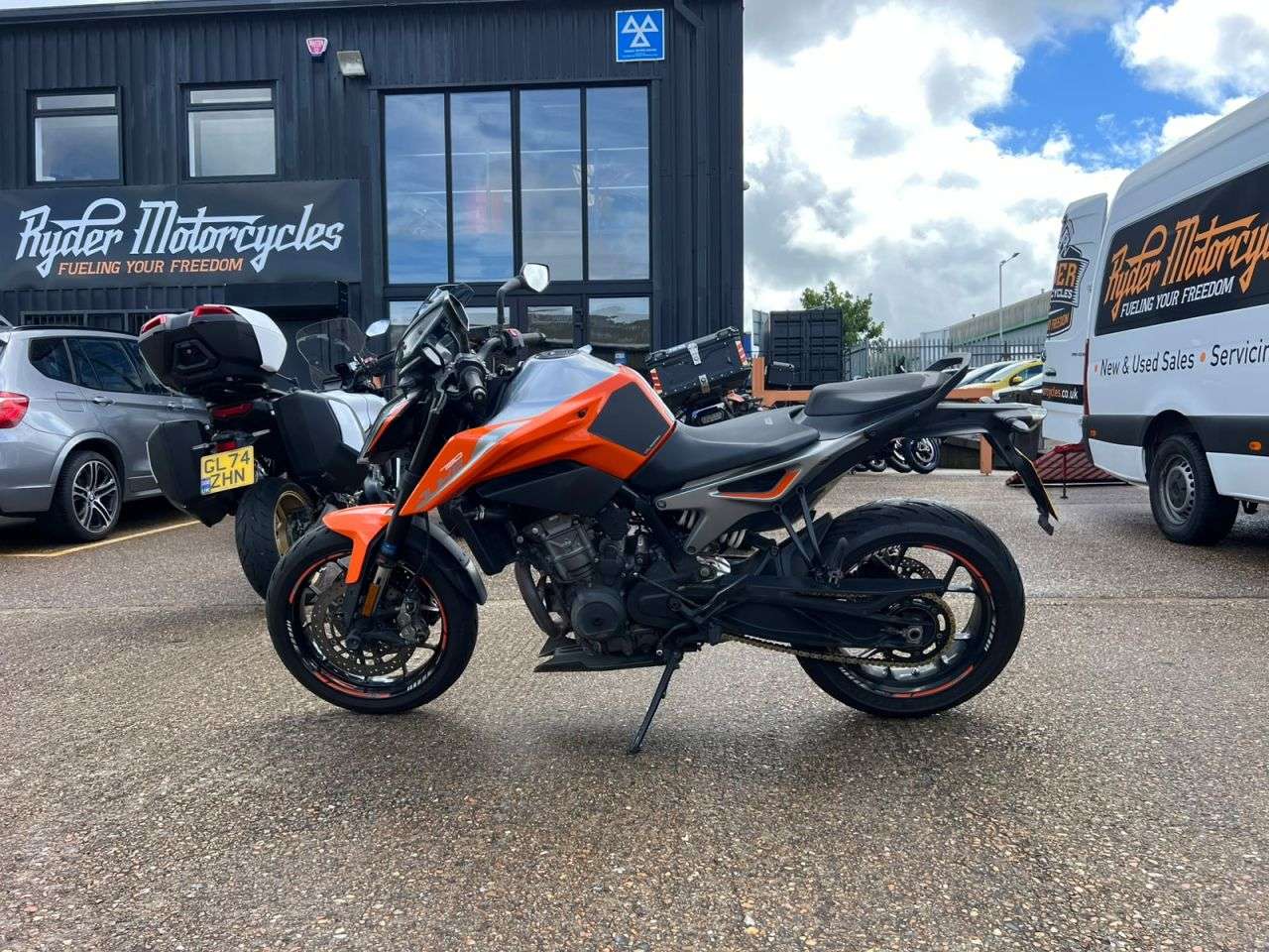 2020 KTM 790 DUKE 2020 KTM 790 DUKE