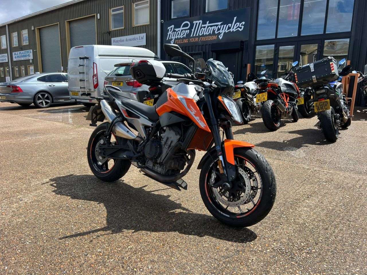 2020 KTM 790 DUKE 2020 KTM 790 DUKE