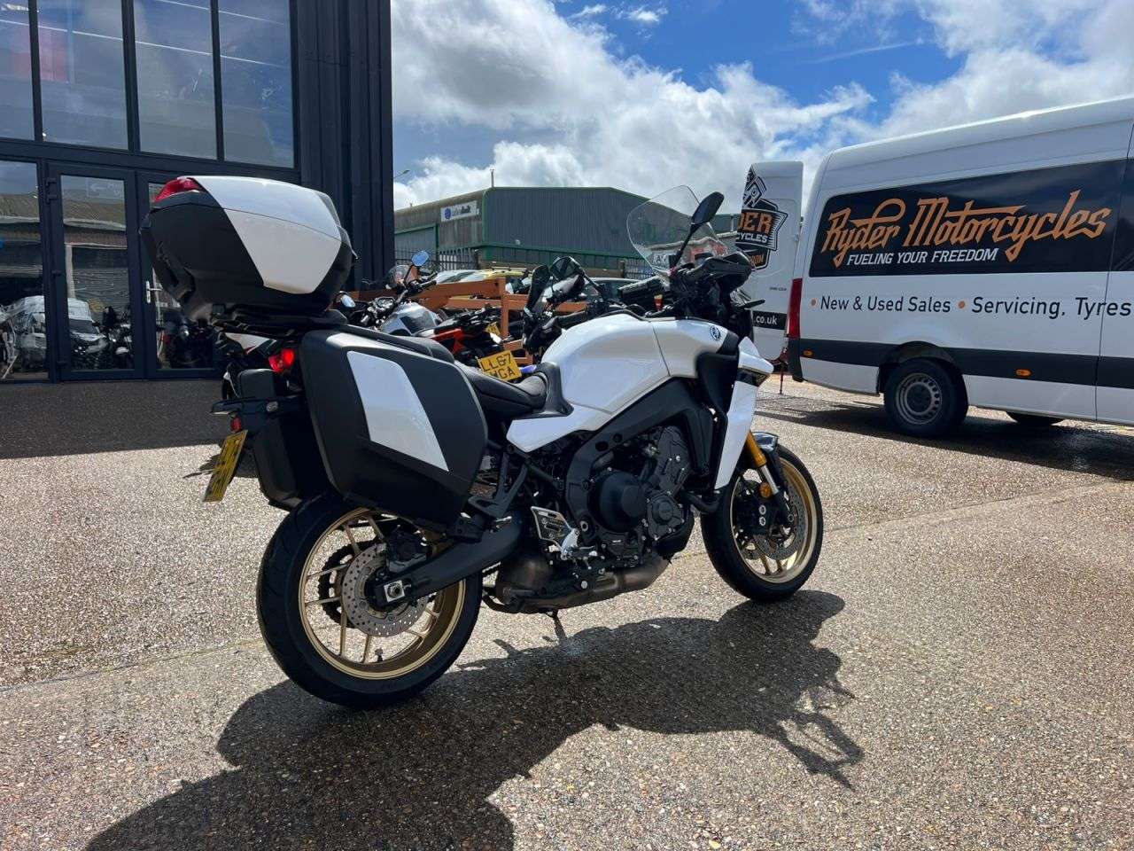 A 2024 YAMAHA TRACER 9 GT - BUY ONLINE 24 HRS A DAY - FINANCE AVAILABLE - ALL TYPES OF CREDIT ACCEPTE A 2024 YAMAHA TRACER 9 GT - BUY ONLINE 24 HRS A DAY - FINANCE AVAILABLE - ALL TYPES OF CREDIT ACCEPTE