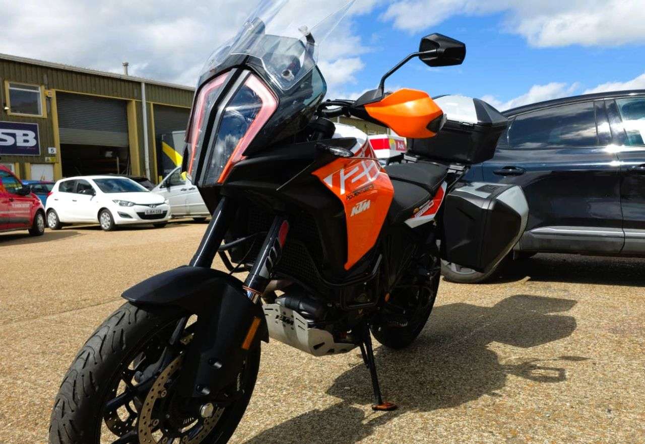 2017 KTM 1290 SUPER ADVENTURE S 17 2017 KTM 1290 SUPER ADVENTURE S 17