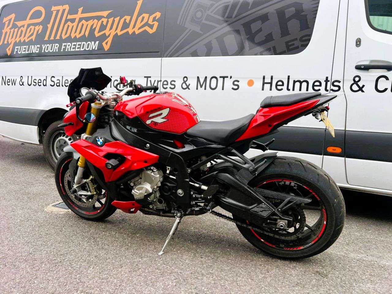2015 BMW S 1000 R 2015 BMW S 1000 R