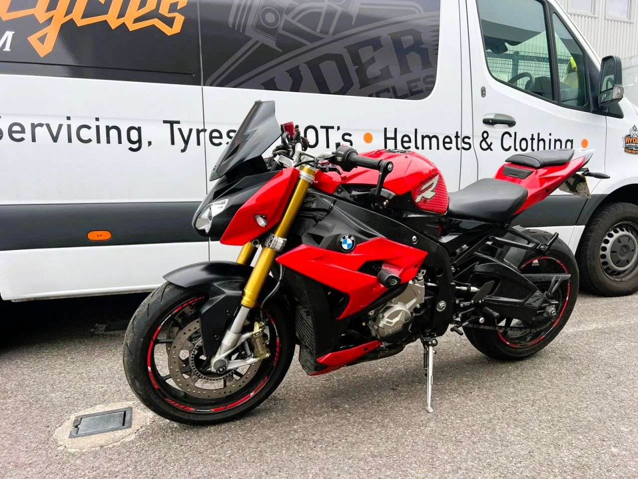 2015 BMW S 1000 R 2015 BMW S 1000 R