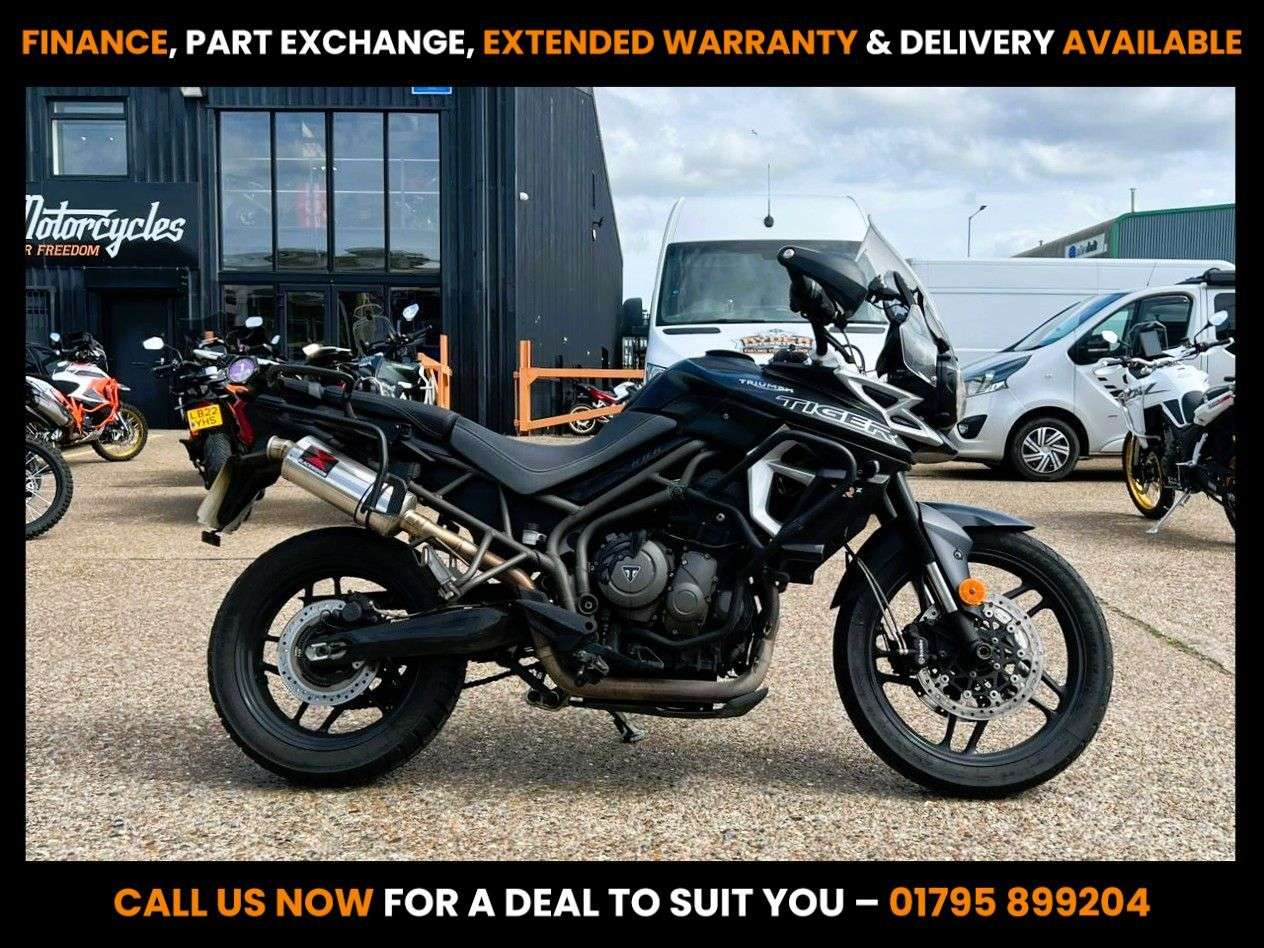 A 2018 TRIUMPH TIGER 800 XRx LOW - BUY ONLINE 24 HRS A DAY - FINANCE AVAILABLE - ALL TYPES OF CREDIT A 2018 TRIUMPH TIGER 800 XRx LOW - BUY ONLINE 24 HRS A DAY - FINANCE AVAILABLE - ALL TYPES OF CREDIT